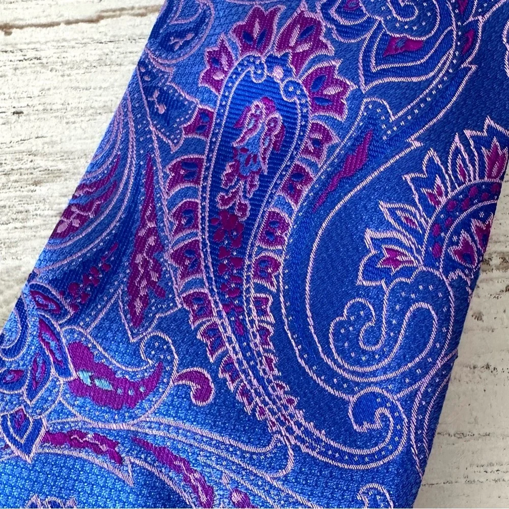 TED BAKER Floral Paisley 100% Silk Tie Blue Purple